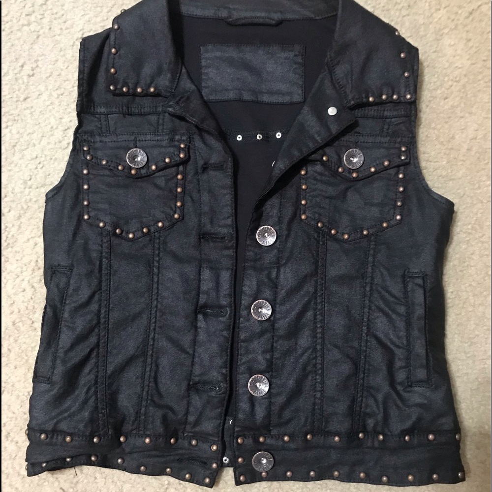 Super Cute Cowgirl Tuff vest